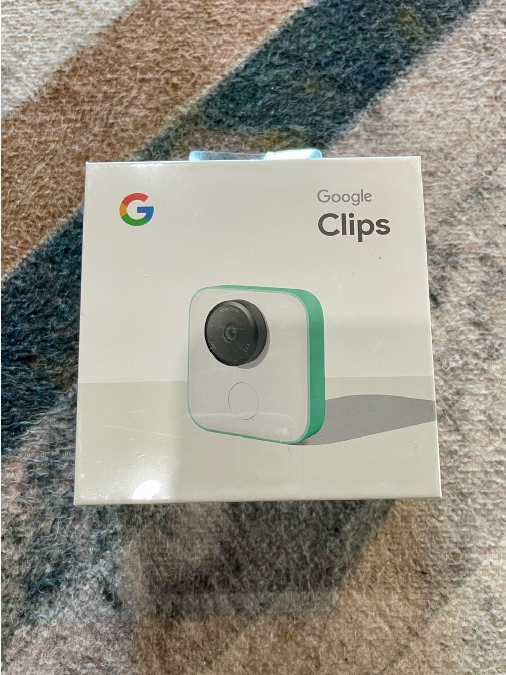Google Clips Pocket Camera - White with Green Trim